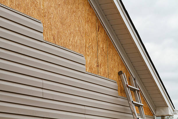 24/7 Emergency Storm Damage Siding Repair experts in Fairborn, OH